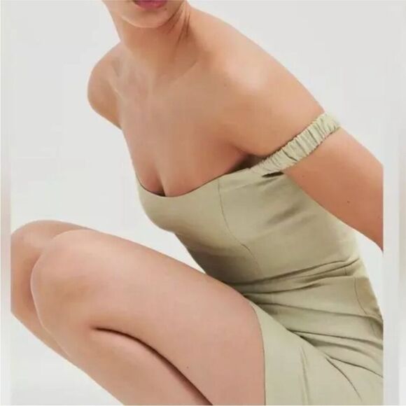 Reformation Dress Sawyer Linen Off-Shoulder Mini Green Dried Herbs 10 NWT - Picture 7 of 8